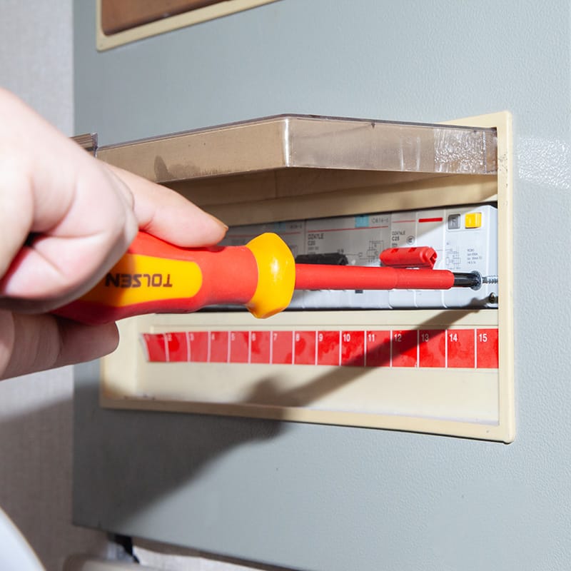 6PCS VDE SCREWDRIVER SET thumbnail 9